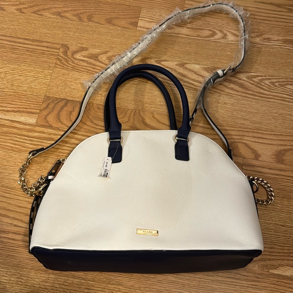 New white aldo purse